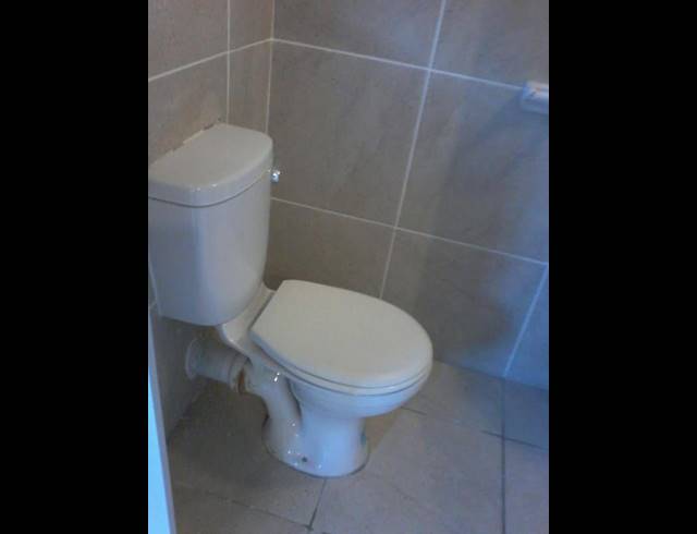 1 BEDROOM PROPERTY TO RENT IN RABIE RIDGE